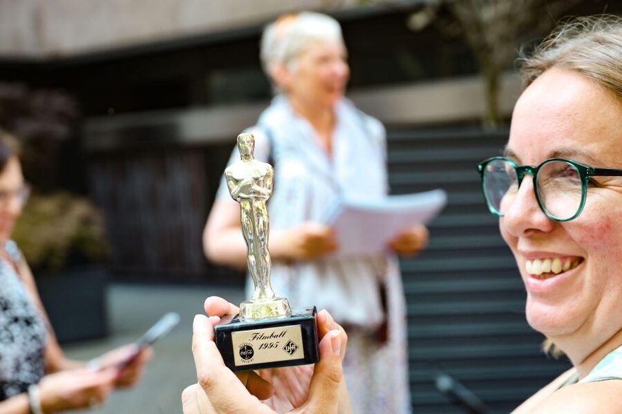 Filmtour Düsseldorf: From Hollywood to Netflix - Hotel Nikko, pyrotechnicians, and the “Stonks” mention