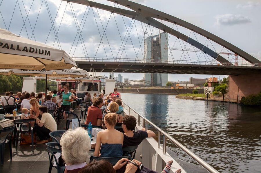 Frankfurt: 1-Hour Panorama Boat Cruise on the river Main - A Quick Reality Check: Rules and Small Details