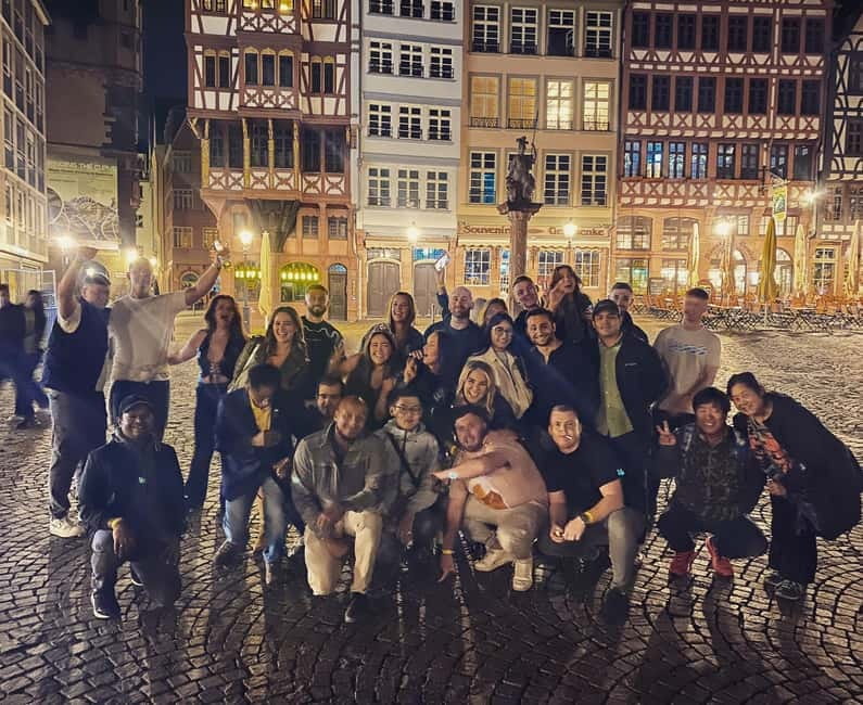 Frankfurt am Main: 2 Nights PubCrawl Shots and Party - The guides matter: why Feli and Nicole get praised