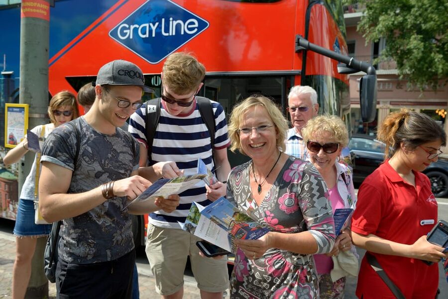 Frankfurt: Hop-On, Hop-Off Grand or Express Bus Ticket - Messe, Zoo Frankfurt, and Hauptbahnhof: Practical Stop Points for Real Life