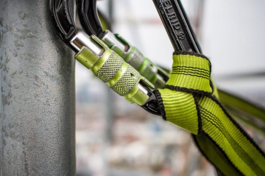 Frankfurt: House Running in Sachsenhausen - Safety and gear: how you stay secured