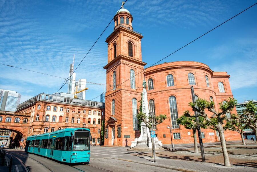 Frankfurt: Main Tower with Tickets and Guided Old Town Tour - Price and value: what $230 buys you in practice