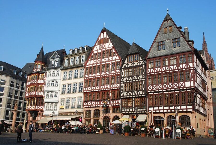 Frankfurt - Old Town Historic Walking Tour - Key Points at a Glance