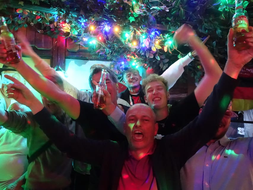 Frankfurt: Private pub crawl with insider-guide & free shots - Why a Private Frankfurt Pub Crawl Feels Different From DIY