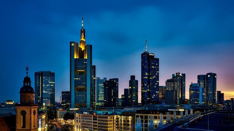 Frankfurt: Private Walking Tour with a Local - Key things I’d bet you will love