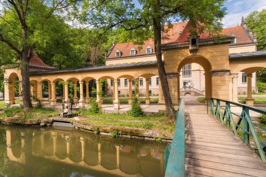 Frankfurt: Romantic Road & Rothenburg ob der Tauber Tour - Röttingen wine village: baroque town hall and a quick taste stop
