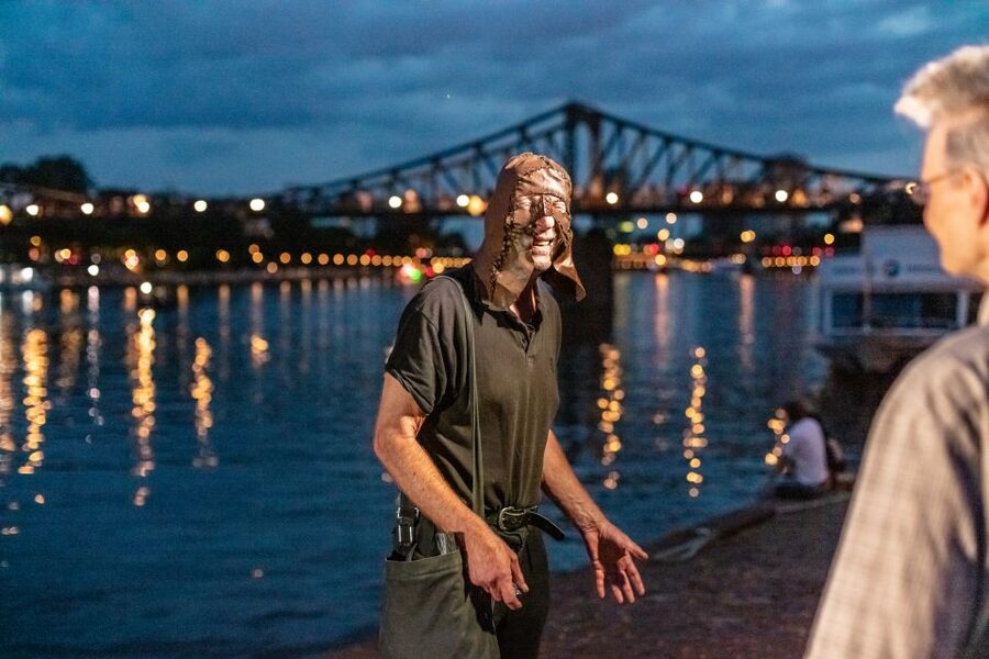 Frankfurt: "The Sandman" Nightmarish Walking Tour - Saalhof: Where the Route Starts to Feel Theatrical