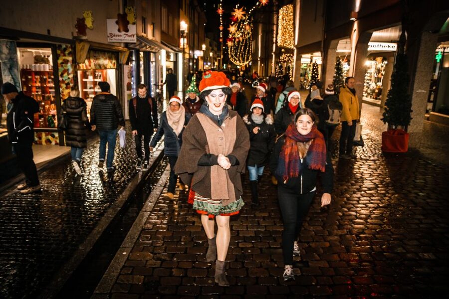 Freiburg: Christmas Tour with Drag Queen Betty BBQ - Key things to know before you go