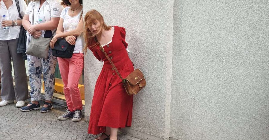 Freiburg: Guided City Tours with Actors - Freiburg in 90 minutes, with a witch or a harlot