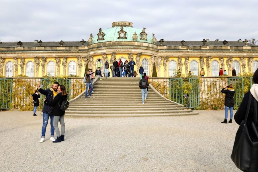 From Berlin: Historical Gems of Potsdam Private Day Trip - What makes a private guide worth it (and where it can miss)