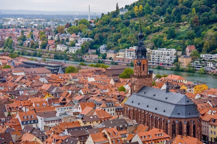 From Frankfurt: Heidelberg, Castle and Old City Guided Tour - Heidelberg Castle ruins: courtyards, big statuary, and the electors era