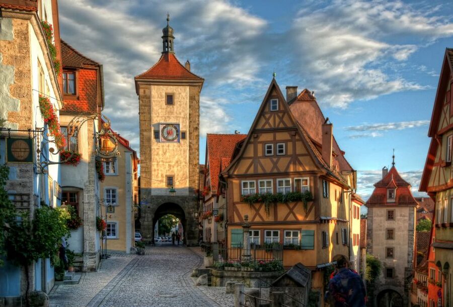 From Frankfurt: Rothenburg ob der Tauber Wine Tour - Your Wine Tasting Stops: Secco, Müller Thurgau, Domina, Plus Take-Home Bottles