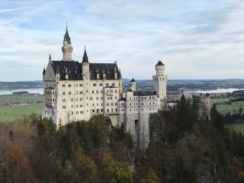 From Garmisch-Partenkirchen: Neuschwanstein Castle Tour - What to bring, and how to prepare your body