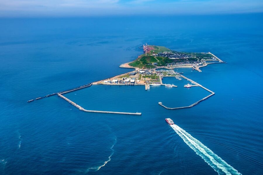 From Hamburg, Brunsbüttel or Cuxhaven: Day Trip to Helgoland - Getting the most from Heligoland in about 4 hours