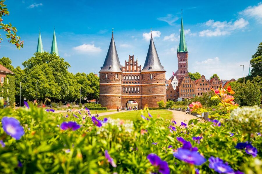 From Kiel: Lübeck Shore Excursion - Town Hall, marketplace, and salt storehouses: trade made visible