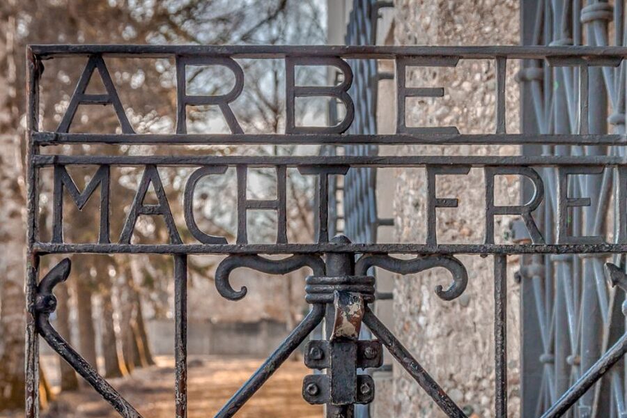 From Munich: Dachau Memorial Site Full-Day Tour - Bunker and Barracks: How Daily Operations Turned Into Terror