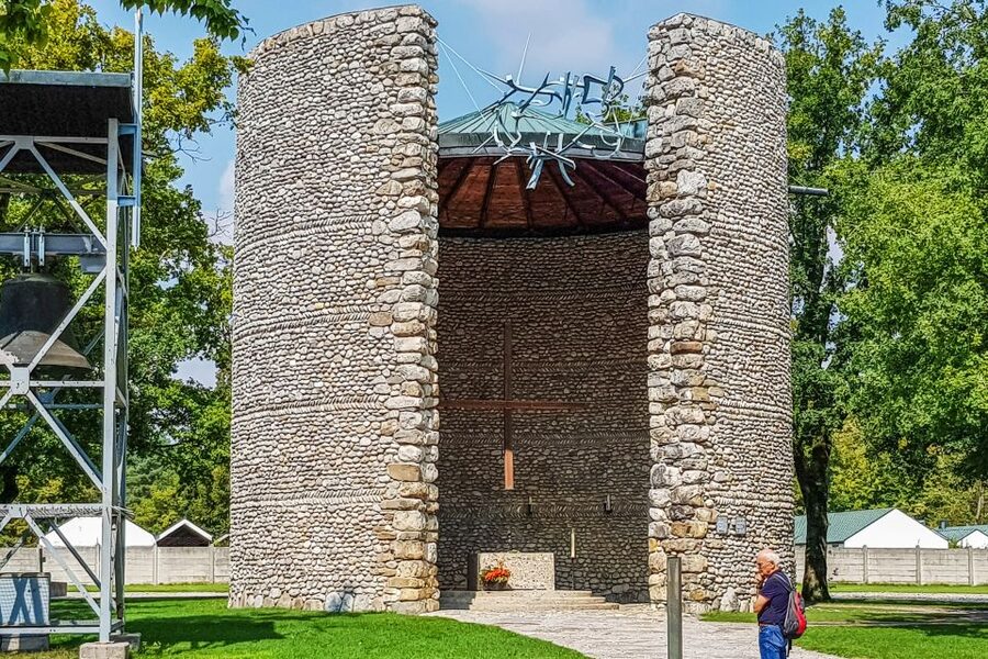 From Munich: Dachau Memorial Site Half-Day Trip - Logistics That Actually Matter: Outdoors, Food, And Comfort