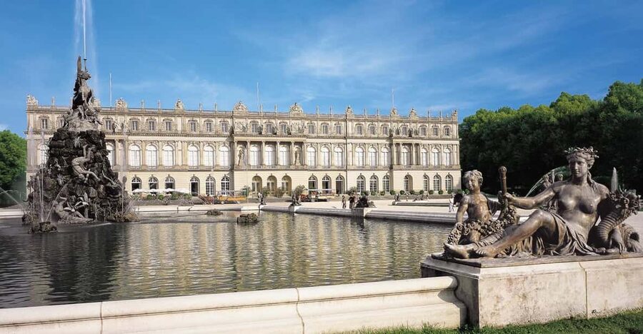 From Munich: Herrenchiemsee Palace and Boat Trip Day-Tour - Break time on the islands and how to use your hour