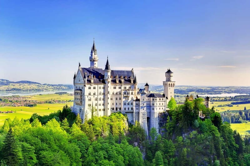 From Munich: Neuschwanstein & Linderhof Castle Full-Day Trip - Starting in Munich: the Stachus meetup and what the day actually feels like