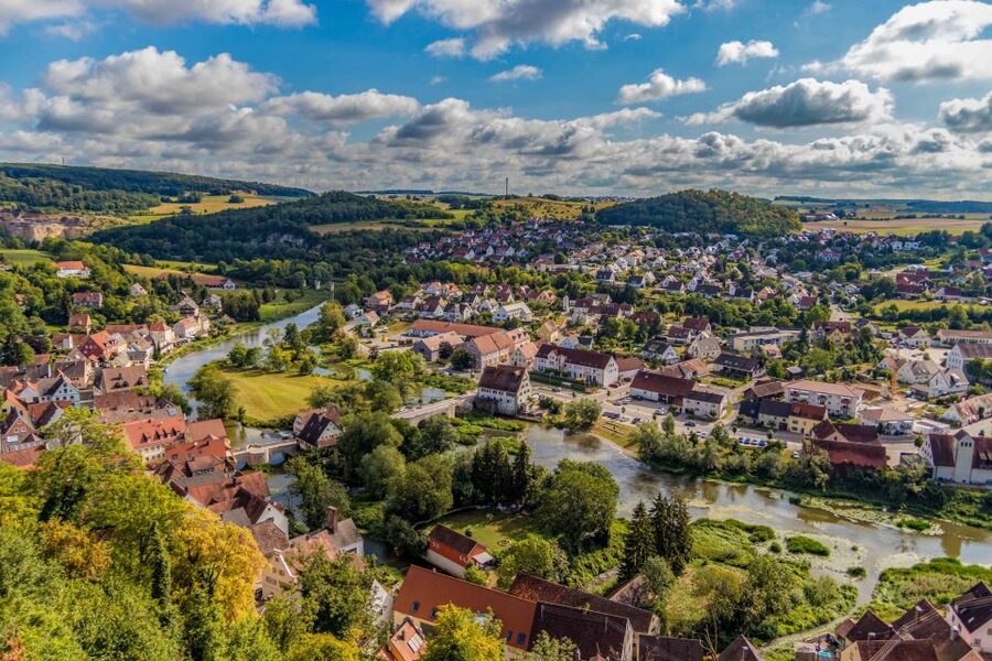 From Munich: Rothenburg and Romantic Road Day Trip by Bus - Comfort, guide quality, and the language setup you should expect