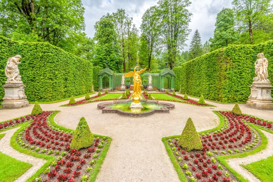 From Munich: Trip to Neuschwanstein & Linderhof in Spanish - What to pack and what not to bring