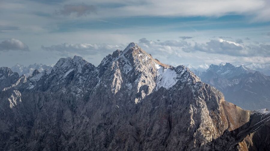 From Munich: Zugspitze Mountain Van Tour with Garmisch Town - Key highlights you should care about