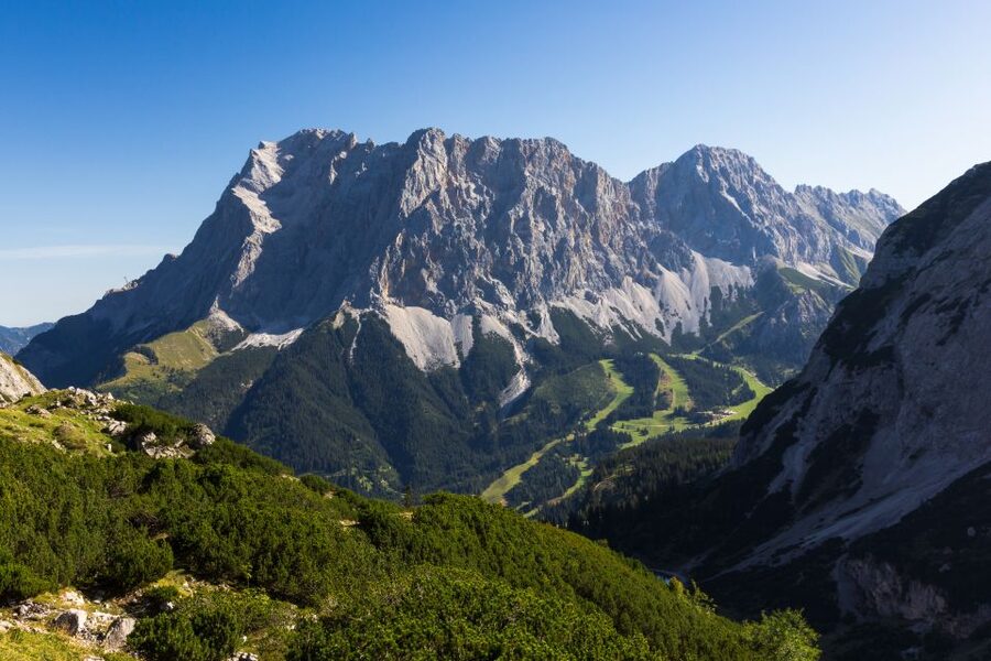 From Munich: Zugspitze Mountain Van Tour with Garmisch Town - Cable car up Zugspitze: short ride, big payoff