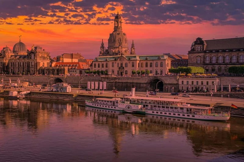 From Prague: Dresden Christmas markets and old town tour - Walking Dresden’s old town with Saxony Christmas context