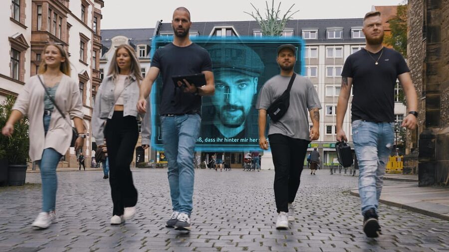Frozen Mysteries: Catch Cobra & Savor Soft Ice in Dresden - Fürstenzug mural finale: catching Hektor and finishing the story
