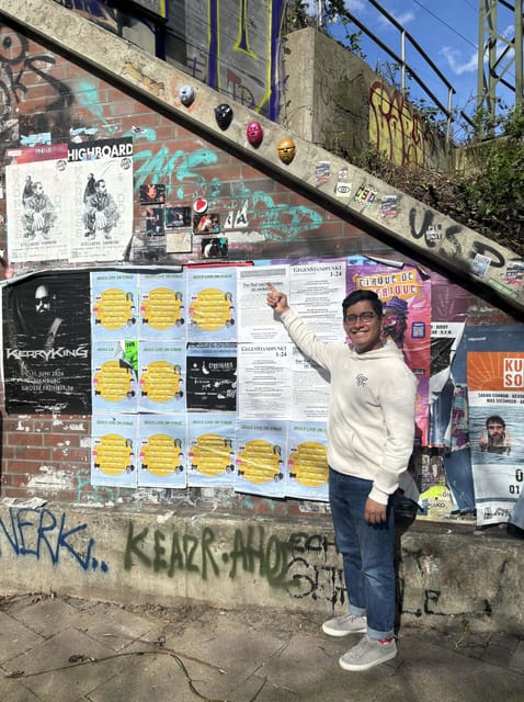 German guided insider tour of Hamburg's Schanzenviertel - Backyards you never find on your own
