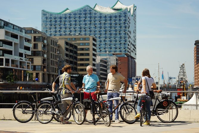 Guided Hamburg City Bike Tour - Where you meet (and why arriving early matters)