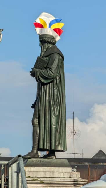 Guided tour in Mainz on the Rhine in german and english - Weeks market at Domplatz: a small pause with big payoff