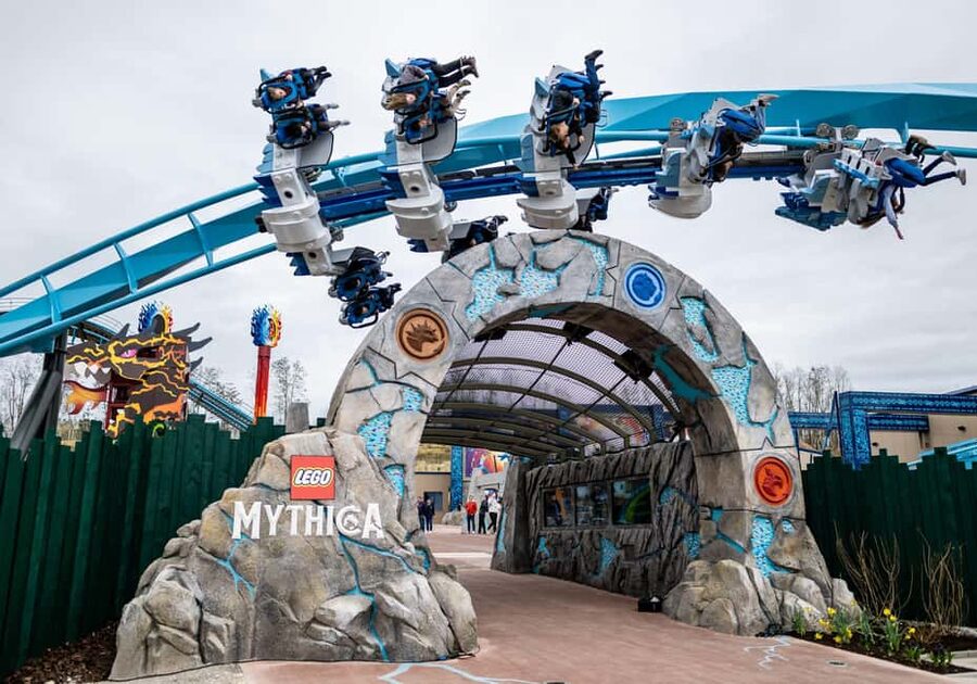 Günzburg: LEGOLAND® Deutschland Resort Admission Ticket - Shows, 4D Cinema, and the Underwater Break You Will Appreciate