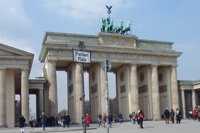 Half-Day Guided Bike Tour of Central Berlin's Highlights - How the pace makes central Berlin feel manageable