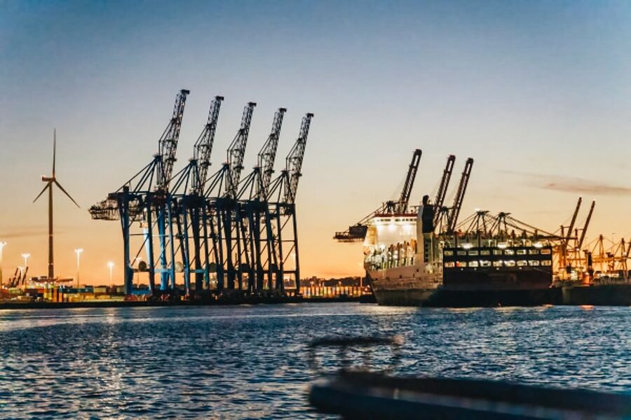 Hamburg: 1.5h Grand Harbor Evening Lights Cruise - Price and Value: Is $28 Worth It for 1.5 Hours?