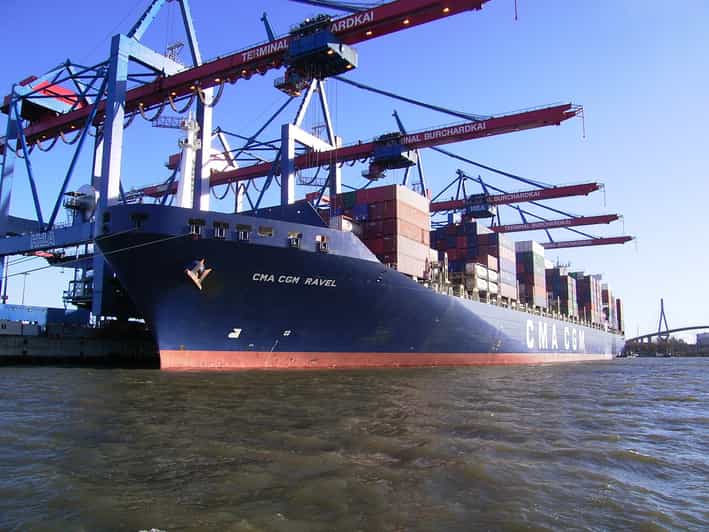 Hamburg: 1-Hour Harbor Cruise - German narration, English audio app, and what you need to make it work