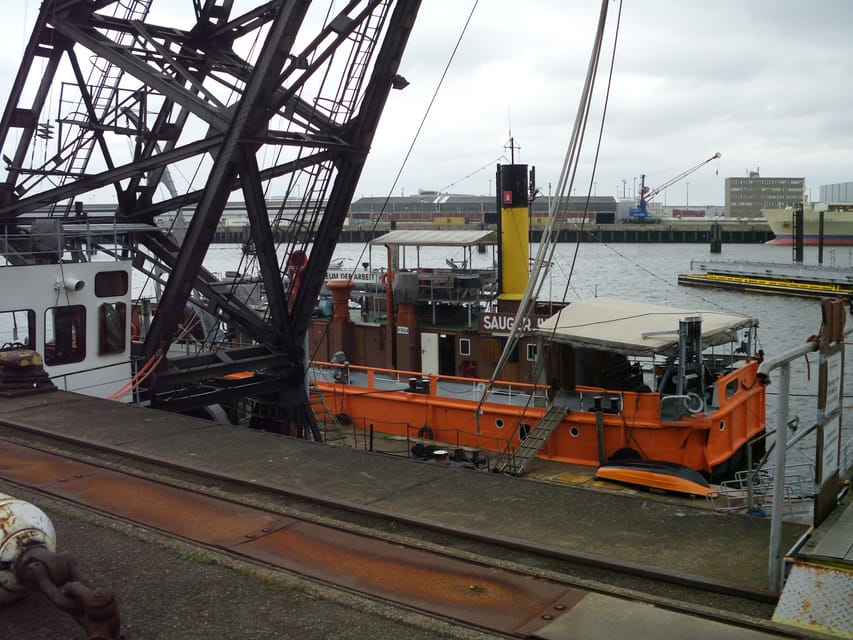 Hamburg: 1-Hour Harbor Cruise - Blohm and Voss shipyard and the working harbor reality check