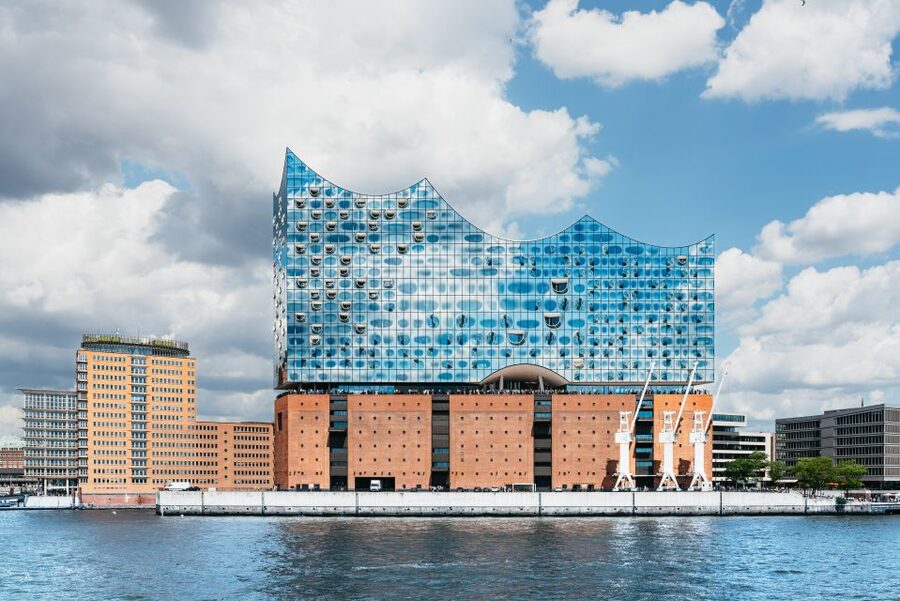 Hamburg: 1-Hour Harbor Sightseeing Cruise with HafenCity - Who should book this Hamburg cruise