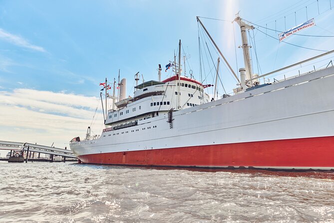 Hamburg: 2-Hour Harbor Cruise - Why a 2-hour HafenCity and Elbe cruise works so well
