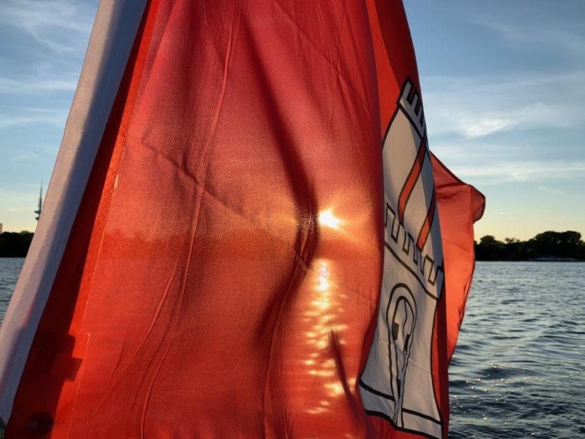 Hamburg: Alster River Sailboat Tour with Sundowner - The Hour Itself: How to Think About Timing