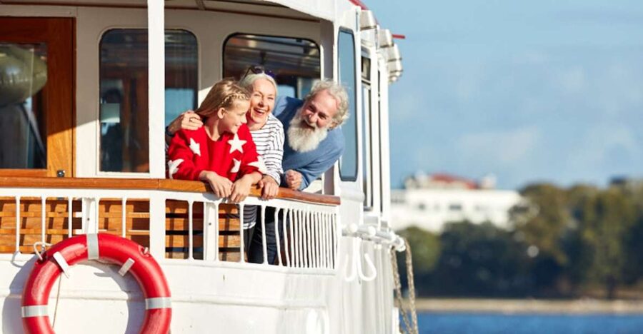 Hamburg: City Cruise on Alster Lake - Why This 1-Hour Alster Lake Cruise Works So Well