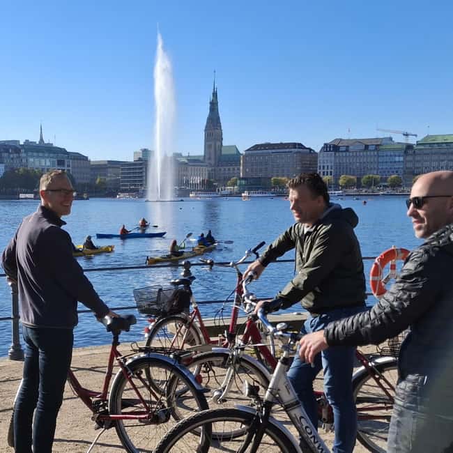 Hamburg: City Tour by Bike with Elbphilharmonie - FAQ