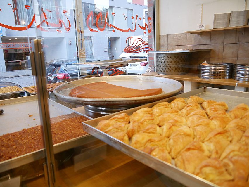 Hamburg: Culinary Insider Tour of St. Georg - What you taste: 5 St. Georg bites across local bars and restaurants