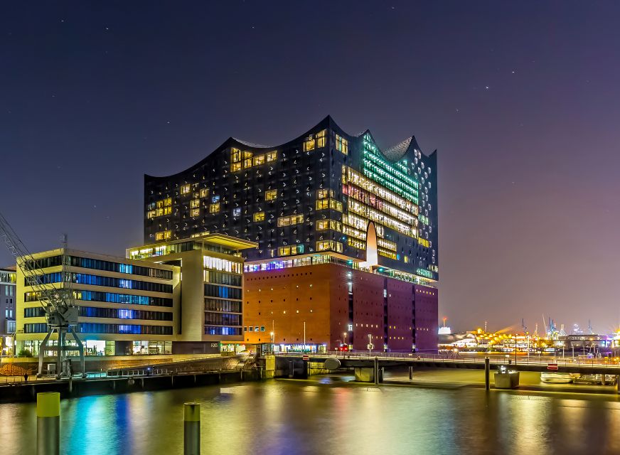 Hamburg: Elbphilharmonie Plaza Guided Tour - Elbphilharmonie Plaza in One Hour, what you really get