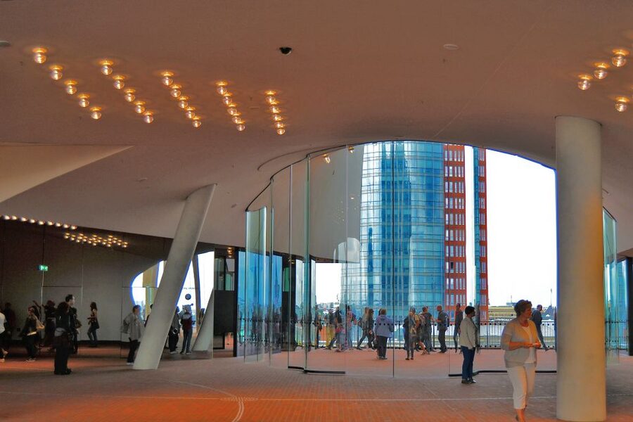 Hamburg: Elbphilharmonie Plaza, Highlights & Surroundings - Who should book this Elbphilharmonie Plaza tour