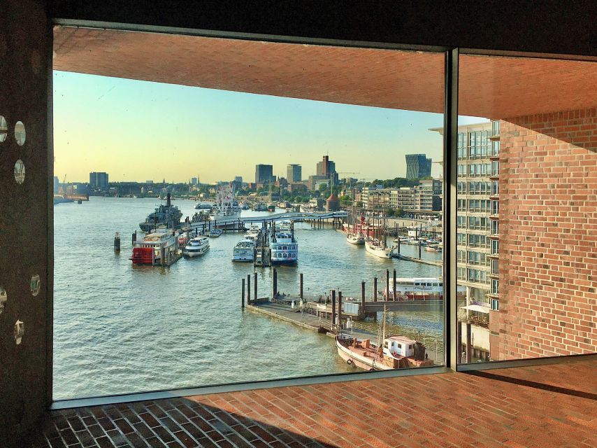 Hamburg: Elbphilharmonie Plaza, Highlights & Surroundings - Elbphilharmonie Plaza views you can actually photograph
