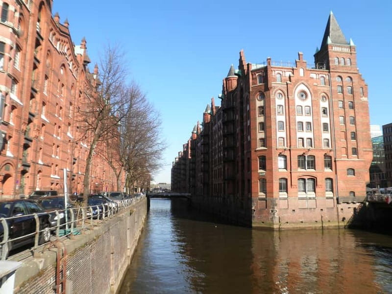 Hamburg: Exclusive Tour by Limousine with Chauffeur - Key highlights to know before you go
