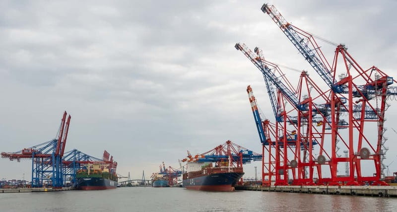 Hamburg: Guided Grand Harbor Sightseeing Cruise by Ship - Container ships, container terminals, and the working port reality
