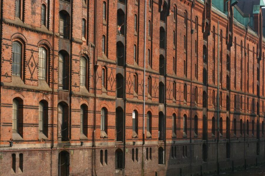 Hamburg: Guided Port Walk for Families - Speicherstadt: where the warehouses become a kid-friendly “how stuff works” lesson