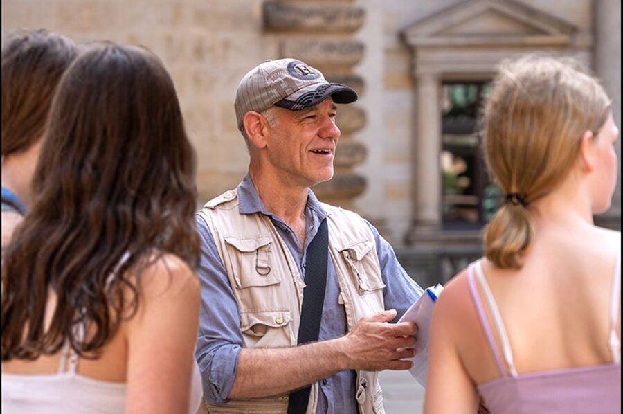 Hamburg: Guided Walking Tour in Danish - Who should book this tour, and who should skip it